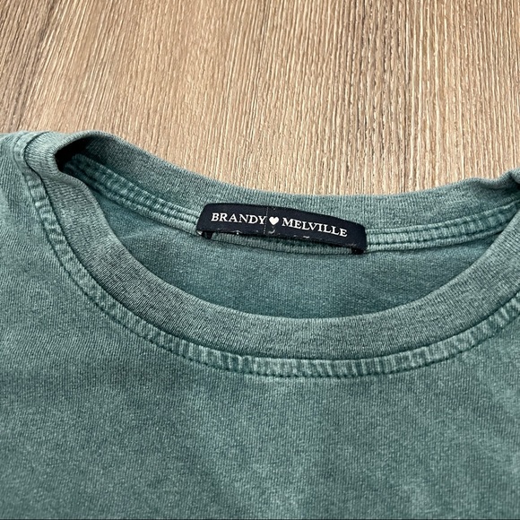 Brandy Melville Vintage Wash Green Tee - Picture 5 of 9